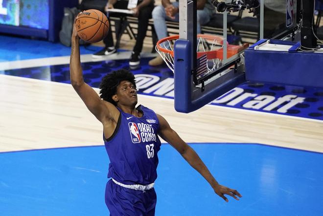 不断在比赛 不断在比赛