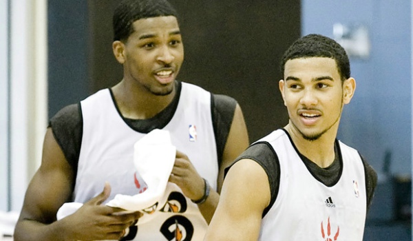 动与社区情 动与社区情